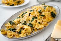Creamy Cajun Spinach Pasta for Two: Quick Weeknight Recipe