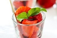 Balsamic-Glazed Strawberries: Sweet and Tangy Dessert Recipe