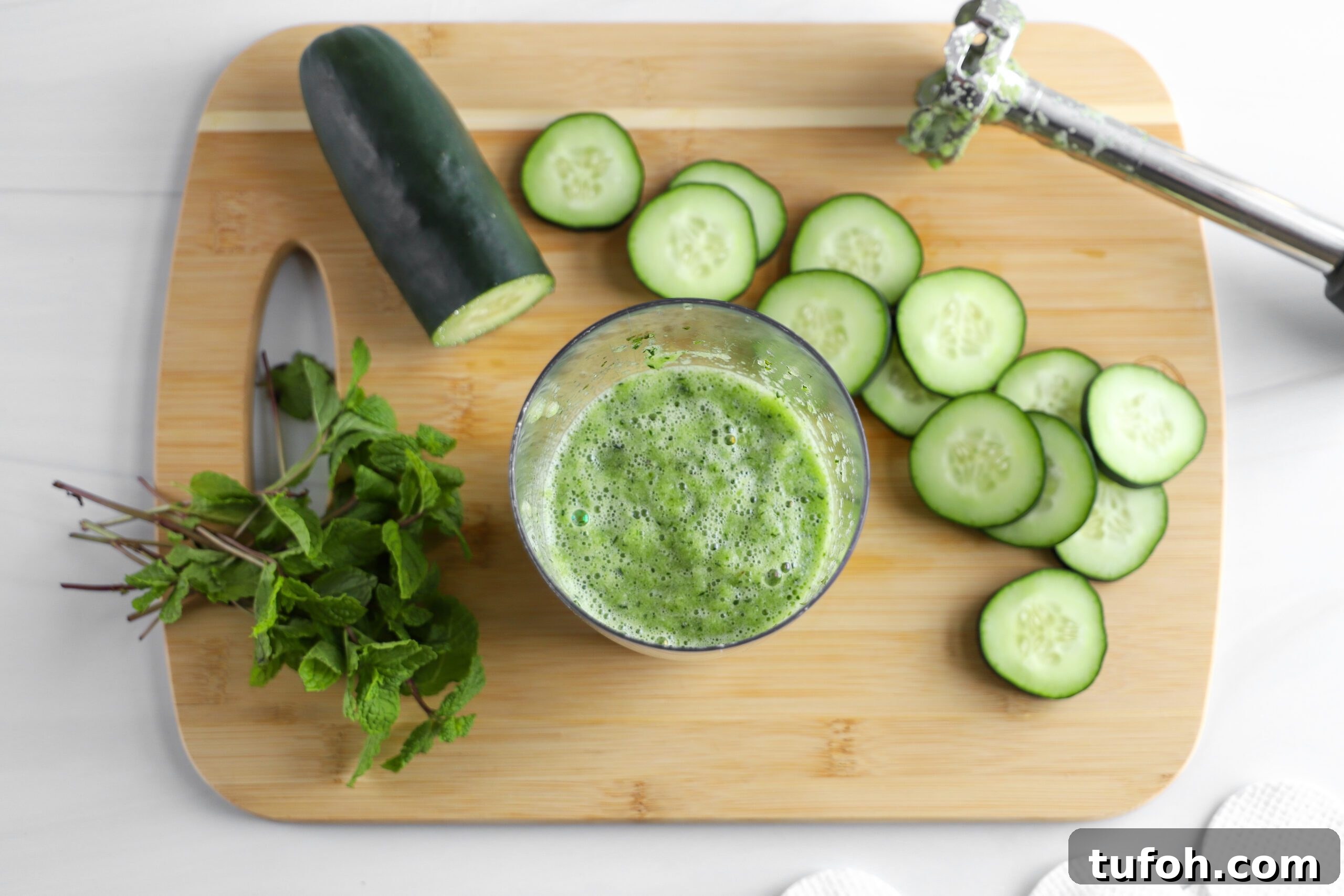 Homemade Cucumber Eye Pads for Puffy Eyes and Dark Circles 4 DIY Cucumber Eye Pads