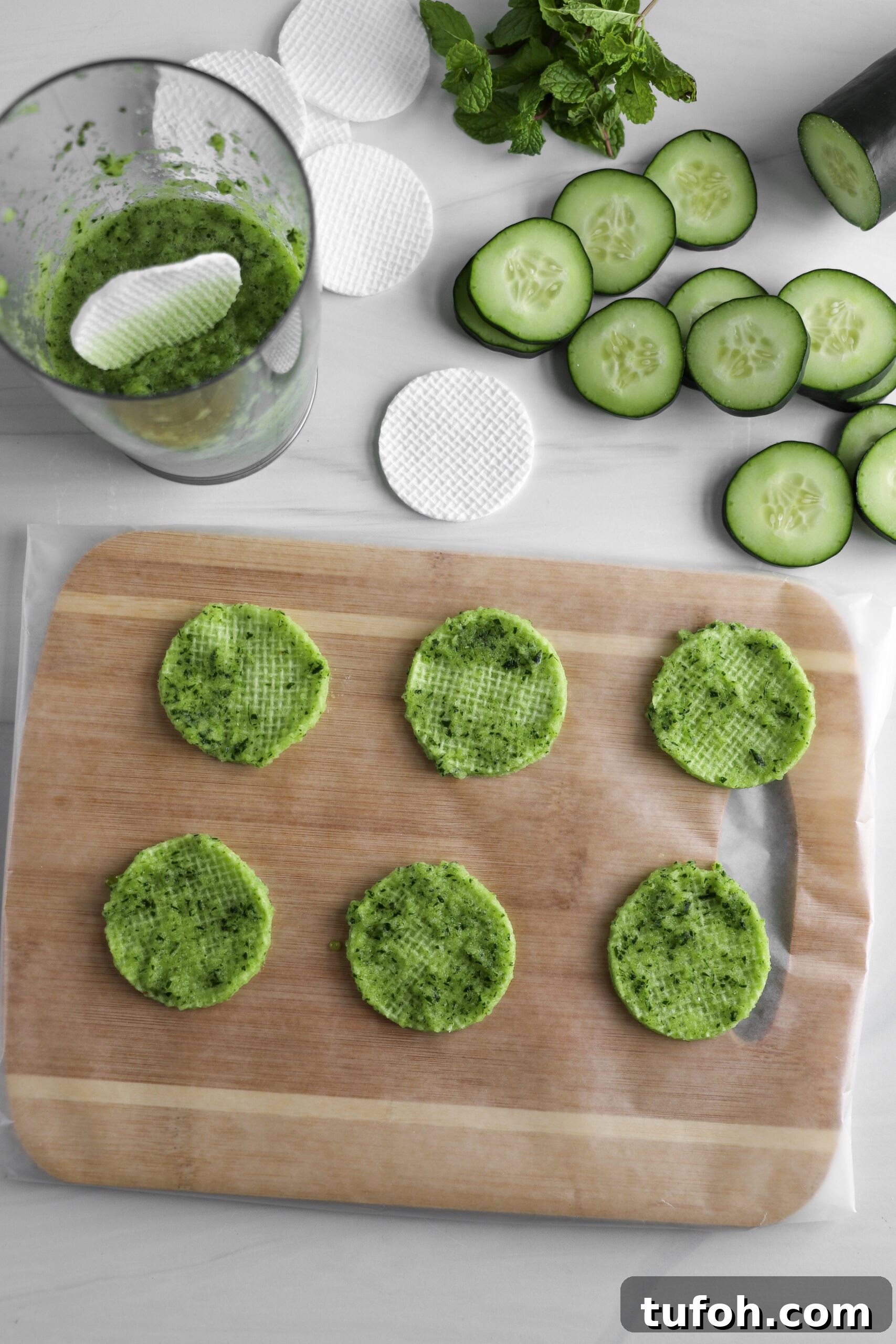 Homemade Cucumber Eye Pads for Puffy Eyes and Dark Circles 6 DIY Cucumber Eye Pads