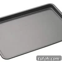 MasterClass Non-Stick Baking Tray 35 x 25 cm