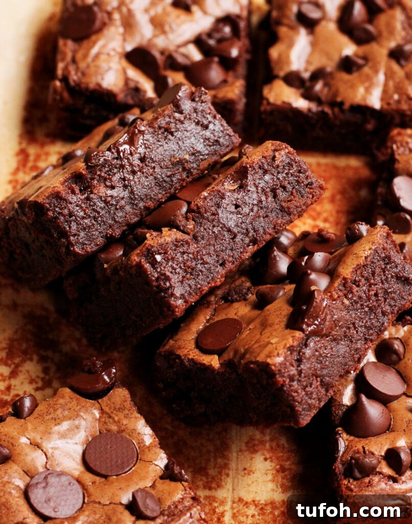 Fudgy Small-Batch Brownies Recipe for Thick, Chewy Squares 8 small batch brownies