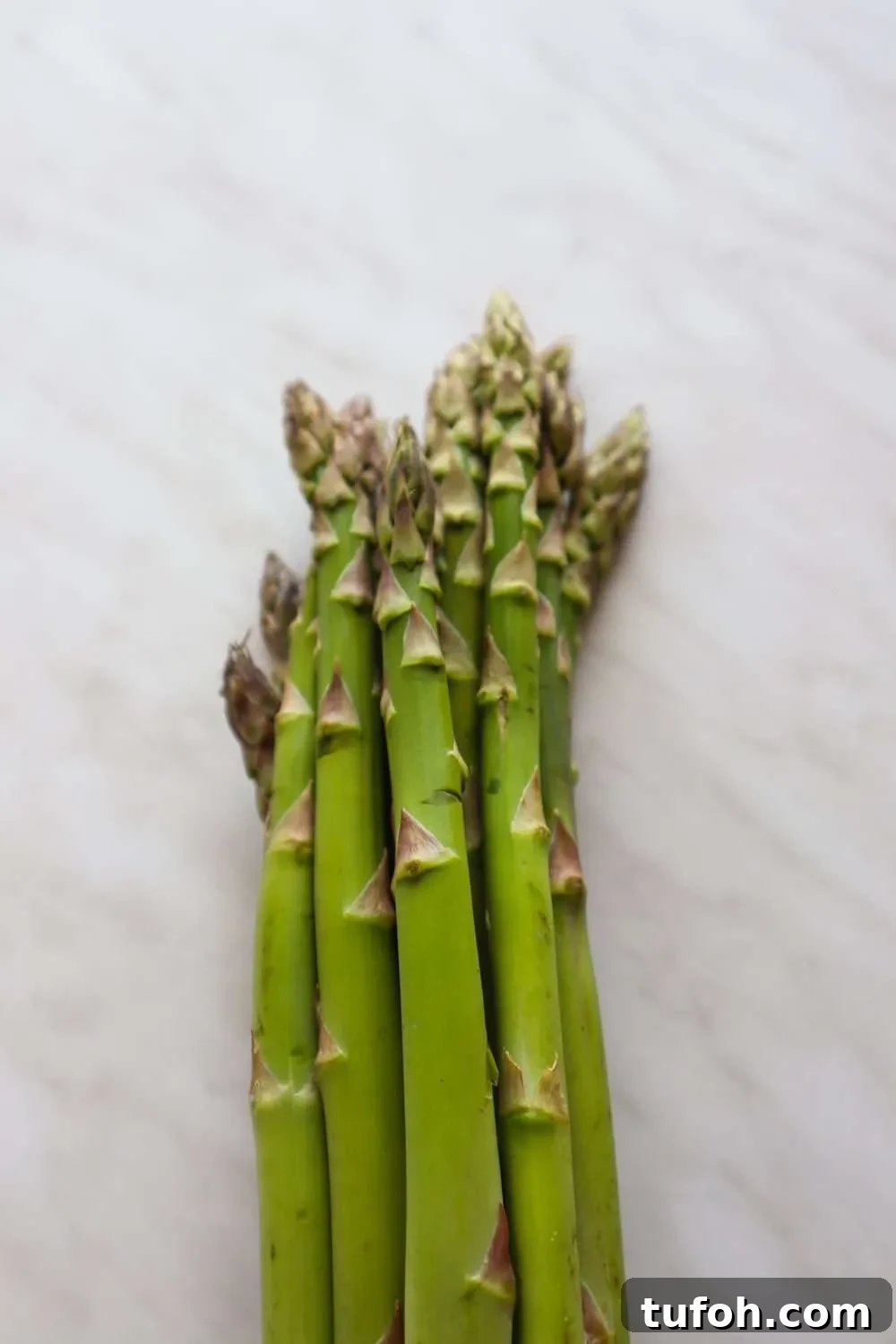 10 Spring Superfoods and Ways to Enjoy Them 6 asparagus