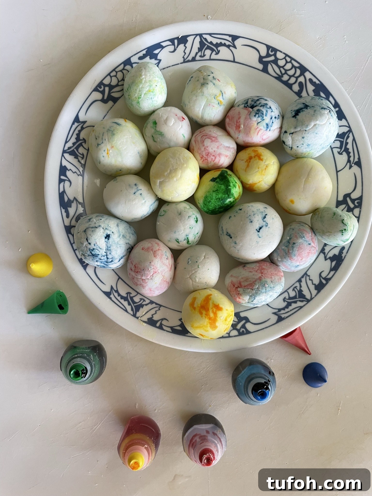 Making marbeled tang yuan dough balls.