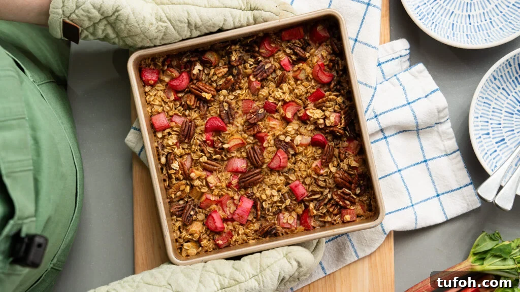 Rhubarb Baked Oats Recipe for Quick Morning Meals 7 img 25023 9