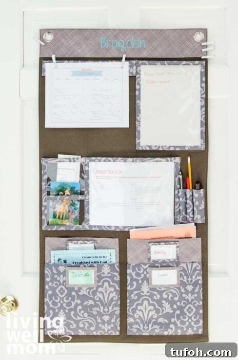 Create a Home Command Center: 18 Stylish Layout Ideas 4 hanging organizer as a family command center