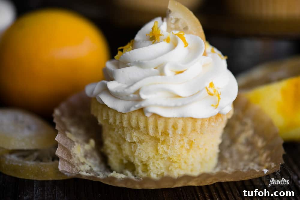 Lemon cupcakes with frosting Lemon cupcakes with frosting