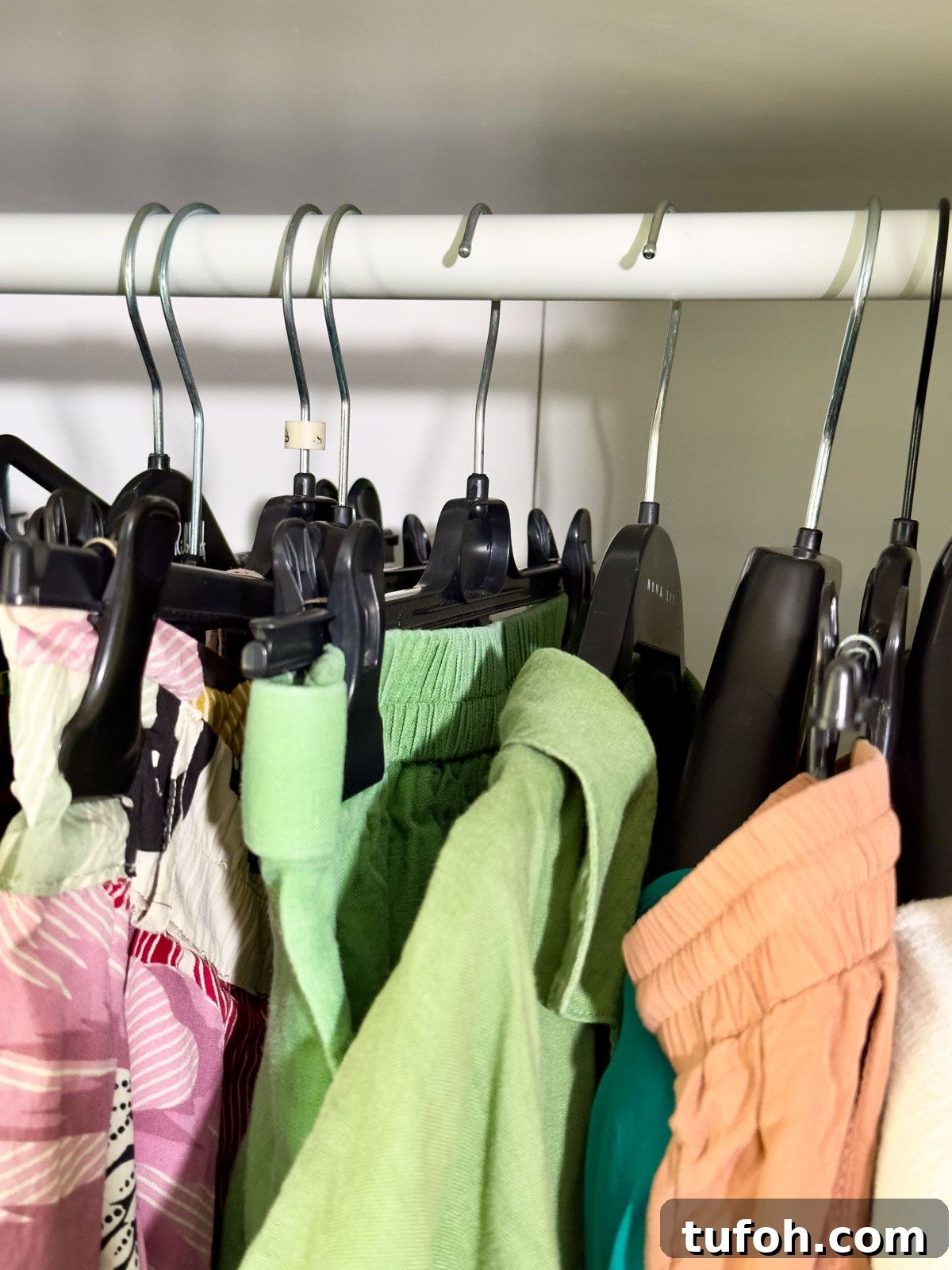 21 Clever Decluttering Hacks You Wish You Knew Sooner 4 Identify Which Clothes You Use by Hanging them in the Opposite Direction