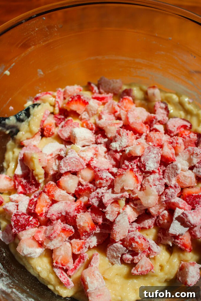 Strawberry Rhubarb Streusel Muffins with Sour Cream 8 img 39365 7