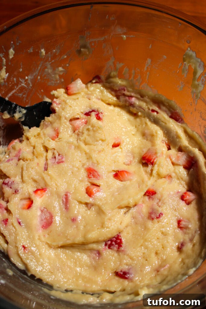 Strawberry Rhubarb Streusel Muffins with Sour Cream 9 img 39365 8