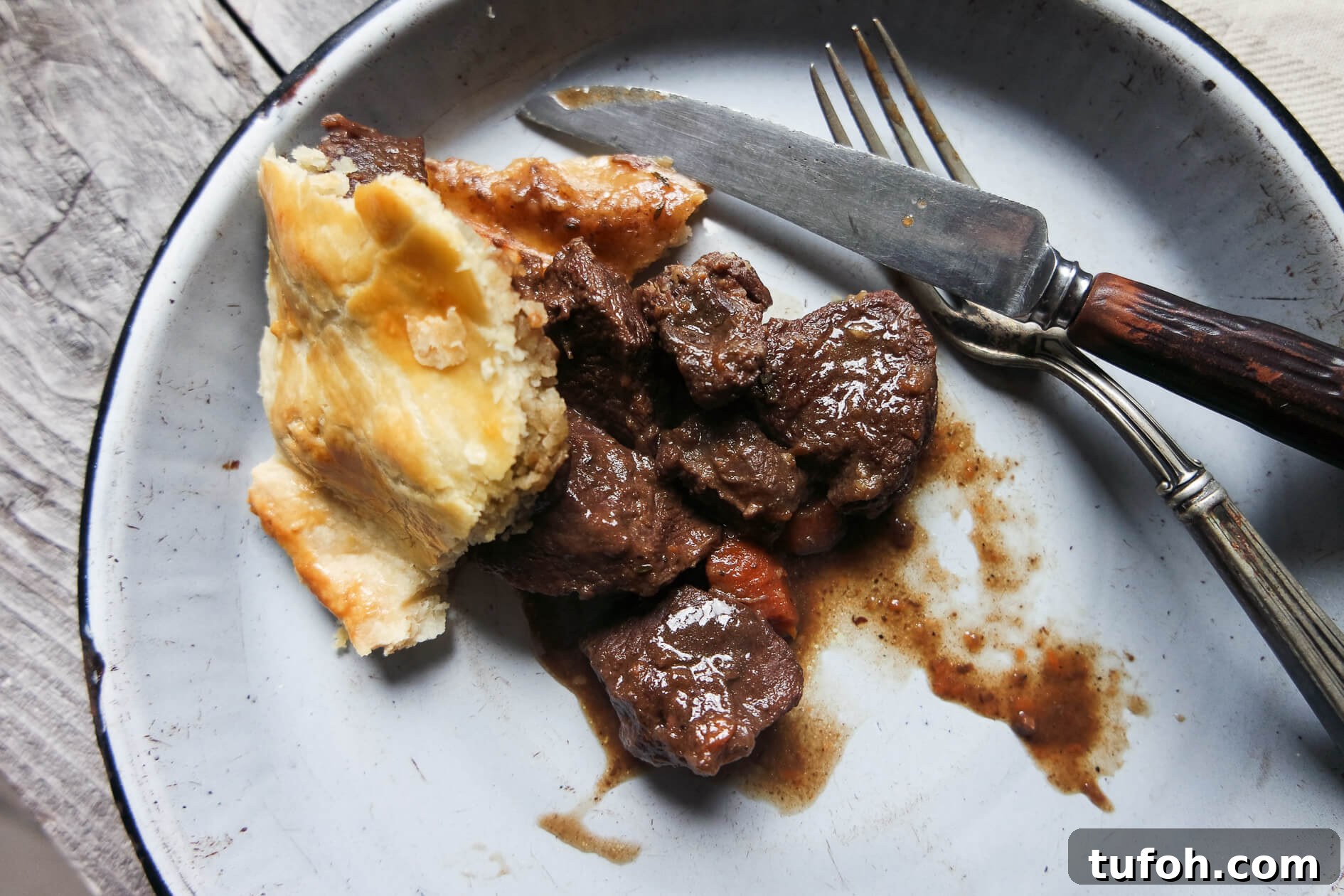 Red Wine and Mushroom Venison Pot Pie Recipe 2 tender venison pot pie recipe
