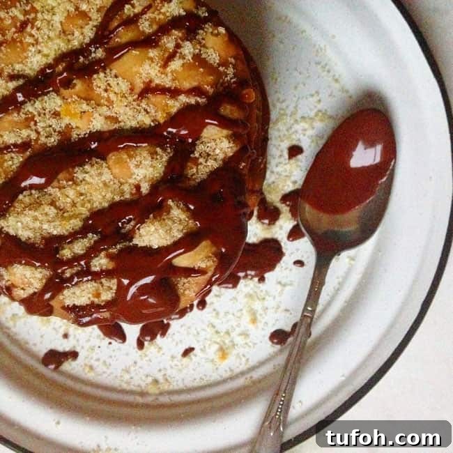 Buñuelos are the traditional Mexican pastry served during the holiday season; these almond buñuelos are sprinkled with citrus sugar and chocolate ganache. Almond Bunuelos with chocolate sauce