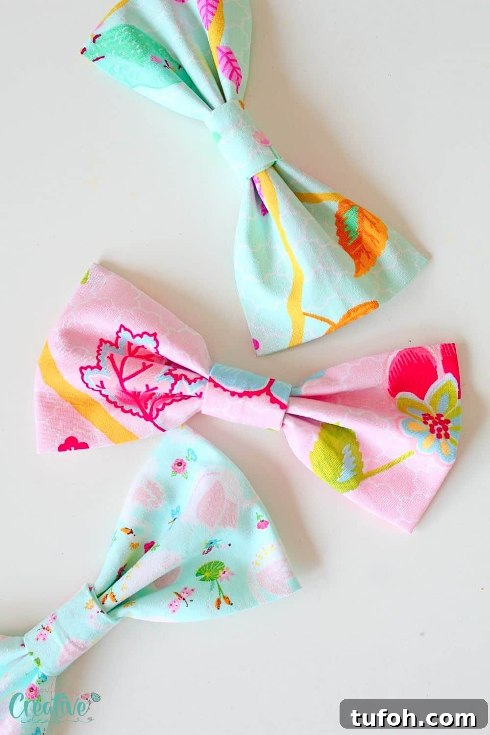 How to make a bow out of fabric