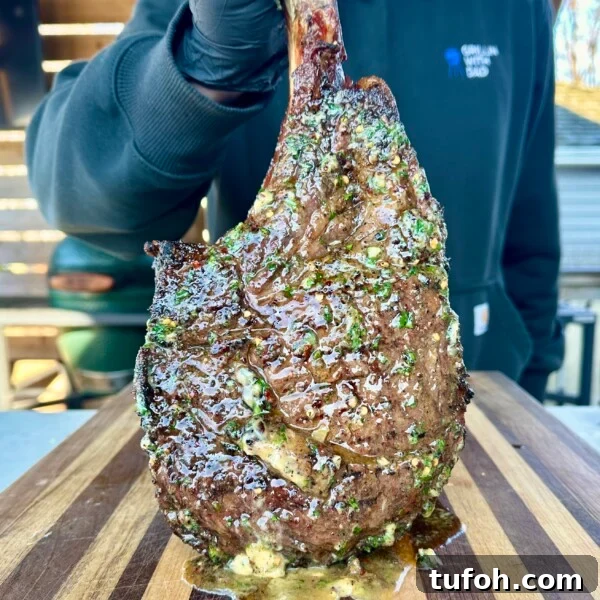Grilled tomahawk steak