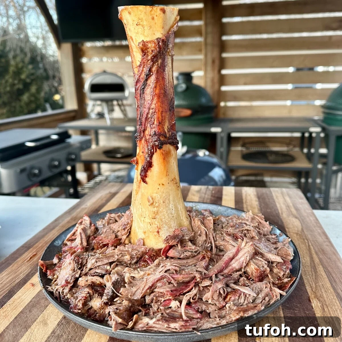 Shredded smoked beef shank