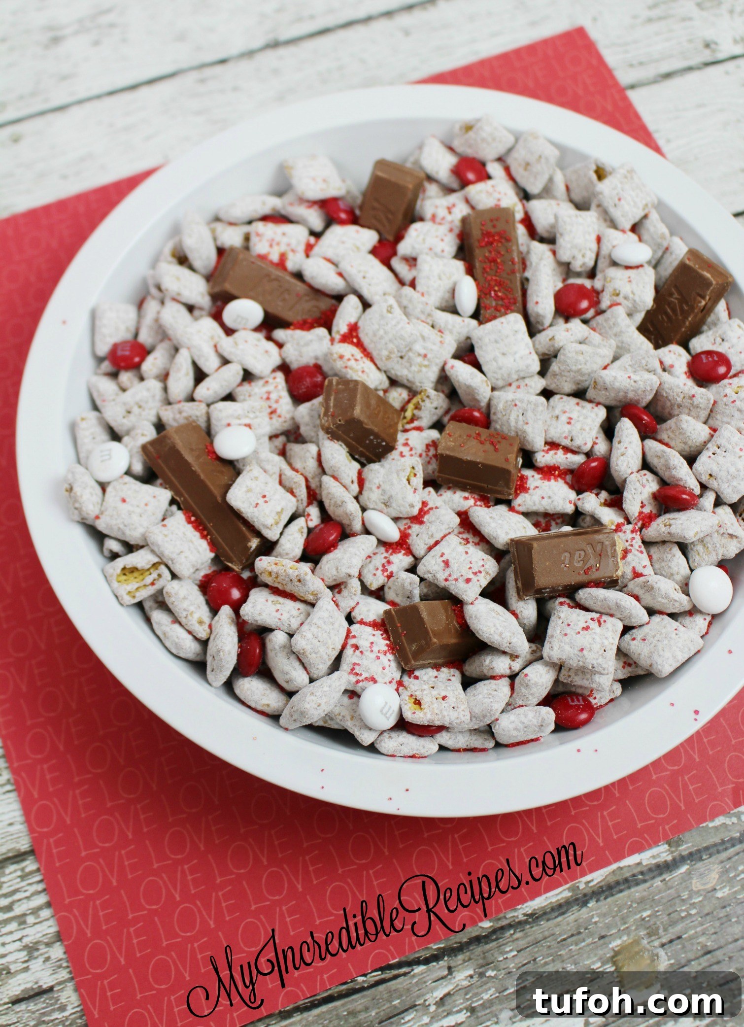 Valentine’s Day Kit Kat Muddy Buddies Recipe 3 vday3