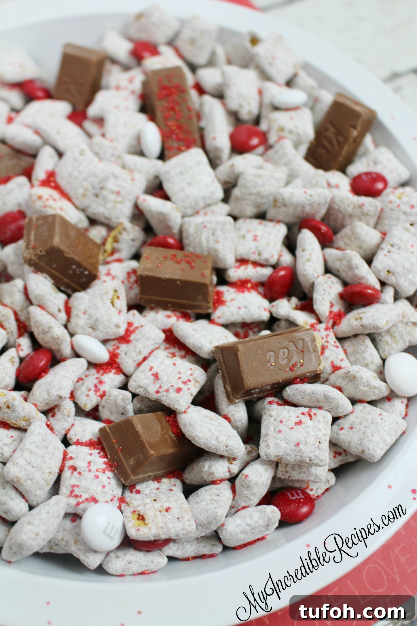 Valentine’s Day Kit Kat Muddy Buddies Recipe 4 vday4